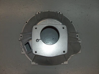 Carcasa de campana de transmisión AMC Javelin Gremlin 1971-1976 3 velocidades 3212425 pulida Foto 1 de 4