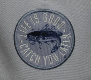 NUEVO CON ETIQUETAS Para hombres Life Is Good Catch You Later Pesca "Hueso" Malla Espalda Refrigeradora Espalda - Imagen 1 de 5