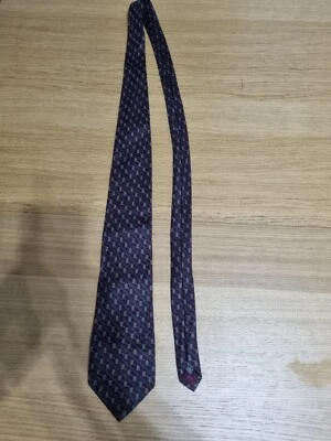 Corbata vintage con estampado cuadrado rojo Jaeger Foto 1 de 3