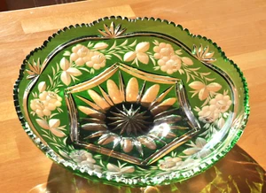 Bleikristall Schale grün Überfang ca. 36 cm Durchmesser GDR, Handgeschliffen - Bild 1 von 6