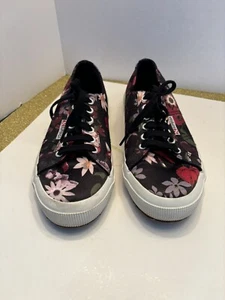 Superga Black Smooth Floral Pattern Lace Up Women's Size 9 Low top - Photo 1 sur 5