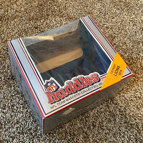 Empty Box Only Detroit Lions Vintage 1983 Tudor Games NFL Huddles Mascot 8" Size Cover