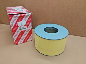 Toyota Land Cruiser J100 Air Filter 4.2 TD 1998-2007 1780117010 Genuine NEW - Picture 1 of 10