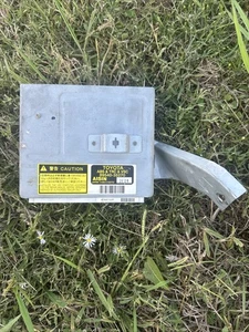 2001-2002 TOYOTA 4RUNNER ABS TRAC VSC COMPUTER CONTROL MODULE 89540-35270 - Picture 1 of 9