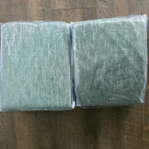 Pottery Barn Kids Evelyn Linen Blackout Curtains 44x84 Hunter Green New set of 2 - Picture 1 of 3