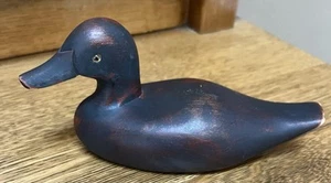 VINTAGE HAND CARVED STAINED WOOD DUCK DECOY FIGURINE GLASS EYES 6.5” - Picture 1 of 14