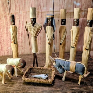 Presepe in mais arte popolare vintage anni 70 10 pezzi fatto a mano  - Foto 1 di 6