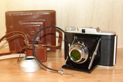 Cámara Adox: Golf I (6x6), Lente Adoxar 6,3/75 mm V Alemania Foto 1 de 4