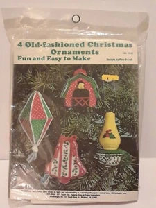 VINTAGE NOS 4 ALTMODISCHER WEIHNACHTSSCHMUCK KUNST. 7817 BAUSATZ VON POM-O-CRAFT - Bild 1 von 2
