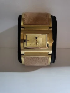 Andrew Marc Women's Watch AM4002405 Gold Tone Rectangle Fresh Battery  - Picture 1 of 6