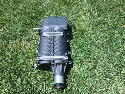 Ford Mustang 2015-2017 5,0 L Roush Supercharger GT Coyote 4 V (solo unidad principal) R2300 Foto 1 de 4