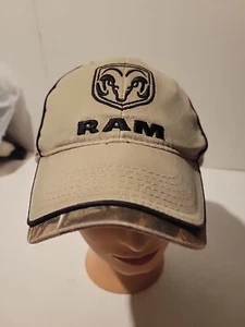 Mütze Kappe Dodge Ram hellbraun Tarnmuster Rand/Unter Krempe verstellbarer Riemen bestickt - Bild 1 von 9