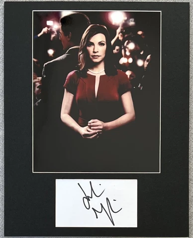Julianna Margulies Signed In Person 11x14 Matted Autograph & Photo - Authentic Cover