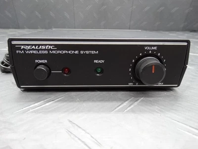 Realistic 32-1221A Wireless FM Microphone System Base Unit Only - Image 1 of 4