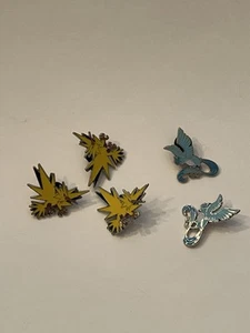 Pokémon Articuno And Zapdos Legendary Birds Collectible Pin Lot - Picture 1 of 2