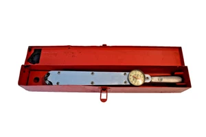 Vintage Snap-On Tools Torqometer Torque Wrench TQ-150 With Original Metal Box - Picture 1 of 4