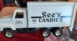 Vintage NIB 1987 Ertl See's Vandied White Die Cast Metal Toy Truck - Picture 1 of 5