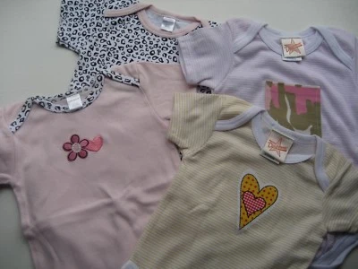 BabyGEAR & DAYDREAMER NIÑAS 0-3, 3-6 Y 6-9 MESES TRAJES CORPORALES DE UNA PIEZA S/S 4 PC Foto 1 de 4