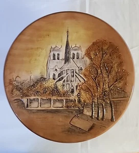 Vtg Cake Stand Pedestal Notre Dame Paris Cathedral France Cbk 2003 Round - Picture 1 of 8