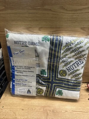Manta de Club Universitario Irlandés Lucha Notre Dame De Colección - Doble (72" x 90") Nueva Foto 1 de 4
