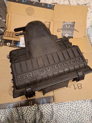 🥇 CAJA FILTRO LIMPIADOR ADMISIÓN AIRE FORD EXPEDITION F150 2005-2006 5,4 L V3 TRITON  Foto 1 de 4