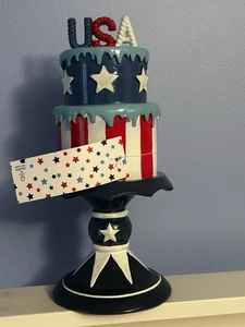 NEW Red White & Blue Stars & Stripes Patriotic 2 Tier Faux Cake On Pedestal - Picture 1 of 7