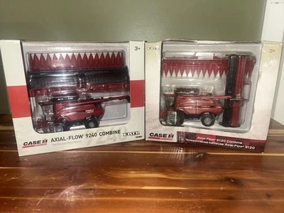 Ertl 1/64 Case Axial-Flow 9240 Farm Combine & Axial-Flow 9120 Combine - Image 1 of 4