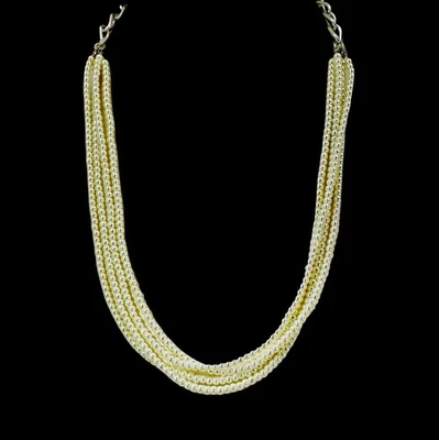 Collar de perlas blancas en capas, cadena de eslabones de plata perla multi hebra de 4 filas Foto 1 de 4