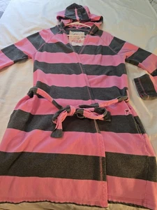 Bata rosa Victoria's Secret talla M/L para mujer 💗 Excelente estado - Imagen 1 de 10