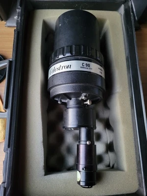 Celestron C90 1000mm f/11 Mirror Lens Spotting Telescope - Image 1 of 4