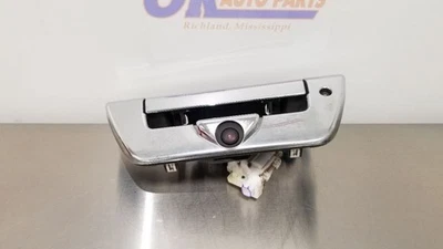 19 FORD F150 TAILGATE HANDLE WITH REAR VIEW BACK UP CAMERA CHROME - Image 1 of 4