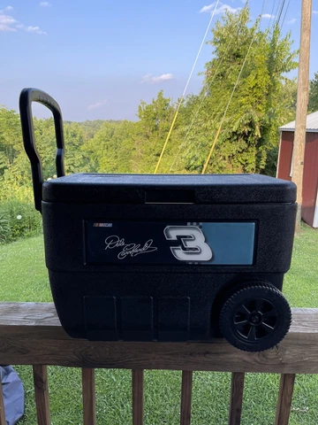 Dale Earnhardt #3 NASCAR Coleman 5850 Coleman 50 Quart Wheeled Cooler Rare Cover