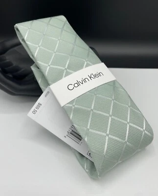 Corbata de mezcla de seda para hombre Calvin Klein ~ verde ~ patrón de cuadrícula ~ NUEVA PRECIO DE VENTA SUGERIDO POR EL FABRICANTE: $69,50 Foto 1 de 4