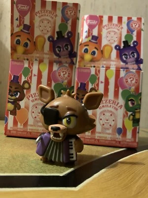 *MINIS FUNKO MISTERIO - CINCO NOCHES EN FREDDYS - Foxy Foto 1 de 2