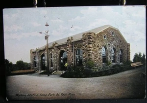 St. Paul, Minnesota - Waiting Station - Como Park - not posted - Picture 1 of 2
