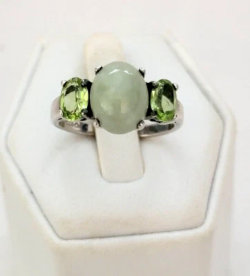 Anillo de plata de ley 925 con piedras preciosas de peridoto de jadeíta talla 6,25 Foto 1 de 4