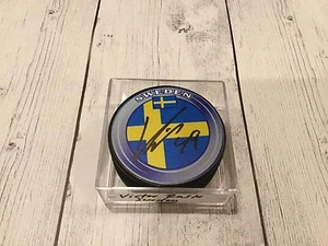 Victor Rask Signed Team Sweden Hockey Puck Autographed a - Picture 1 of 1