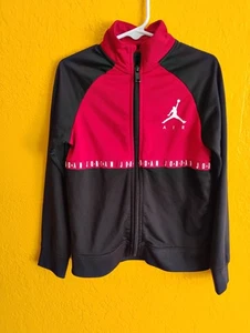 Air Jordan Red Black Jacket Boy's Kids Size 6 - Picture 1 of 1