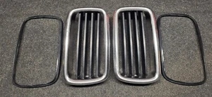 BmW E24 Kidney Grill Set 1843527 1843528 - Picture 1 of 17