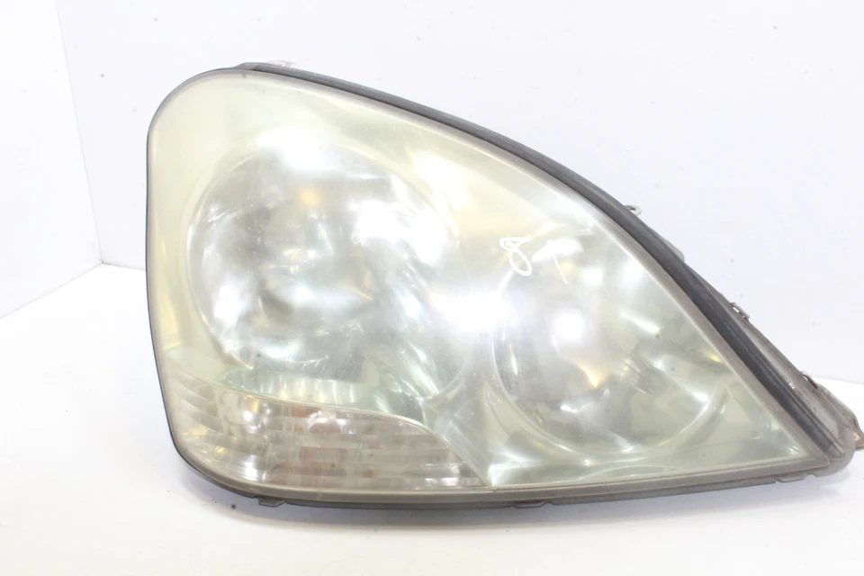 LEXUS LS F3 430 Vorderes Rechtes Scheinwerfer 4.30 Benzin 207Kw 2001 RHD - Bild 1 von 4