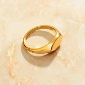18k Gold Polished Shining Gold Small Oval Signet Ring Brass ring For Girls ,Mom - Picture 1 of 4