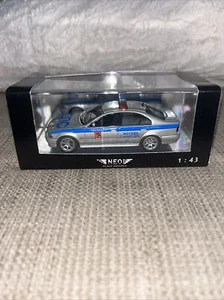 Neo Scale Models BMW 525i E39 Polizei Moskau Russland in 1:43 Police Russian - Picture 1 of 5