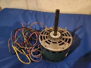 Motor soplador A.O.Smith 324P234 1/3 HP 1075RPM/3 SPD 115V - Imagen 1 de 6
