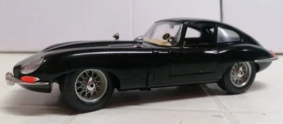 Modellino Jaguar E Type  1961 1/18 BURAGO ,Nero Diabolik - Immagine 1 di 4