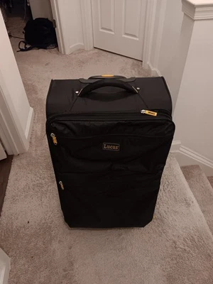 RUEDAS GIRATORIAS DE EQUIPAJE EXPANDIBLES LUCAS ULTRA LIGERAS SUAVES DE 20" Foto 1 de 4