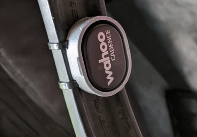 Wahoo Trittfrequenz Geschwindigkeitssensor Halter - Bild 1 von 4