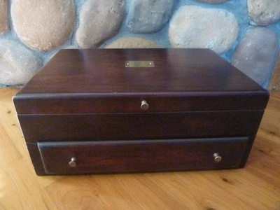 Reed & Barton Anti-Tarnish Large Wood Silverware Eureka Storage Chest W/Drawer - Image 1 of 4