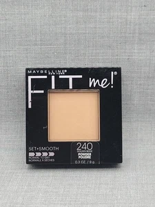 Maybelline New York Fit Me Set + Smooth Powder Foundation 240 Golden Beige 0,3 Oz. - Bild 1 von 3