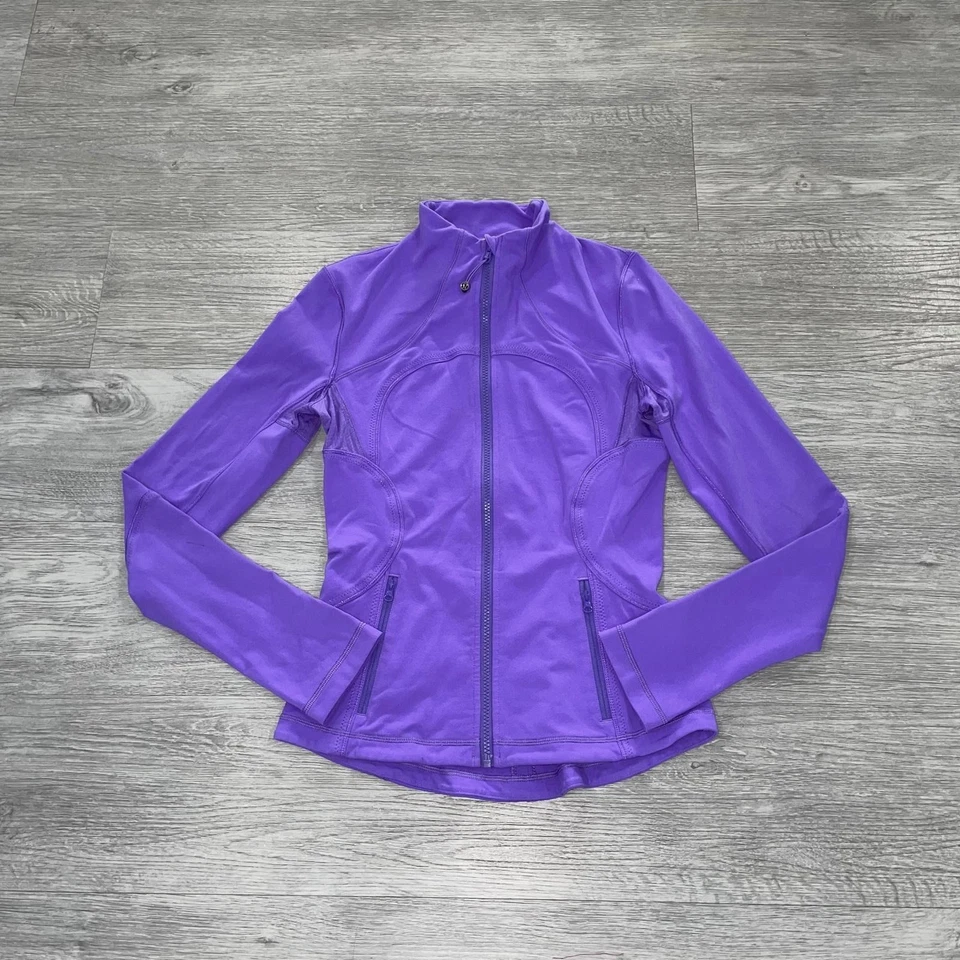 Chaqueta deportiva Lululemon Forme Define púrpura con cremallera Luon para mujer talla 6 Foto 1 de 4