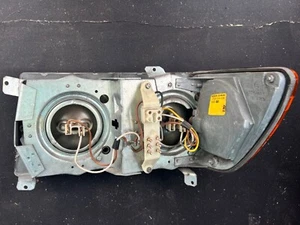 Mercedes Benz Scheinwerfer DB 450 SL USA Ausführung - Bild 1 von 18